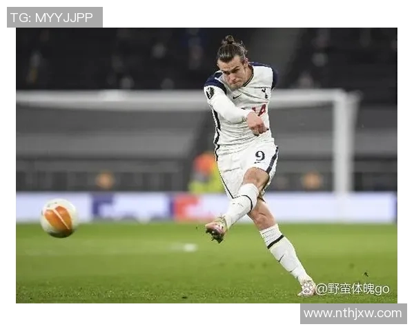 纵观绿茵场足球rm位置球星的速度激情与边路艺术 纵观绿茵场足球rm位置球星的速度激情与边路艺术